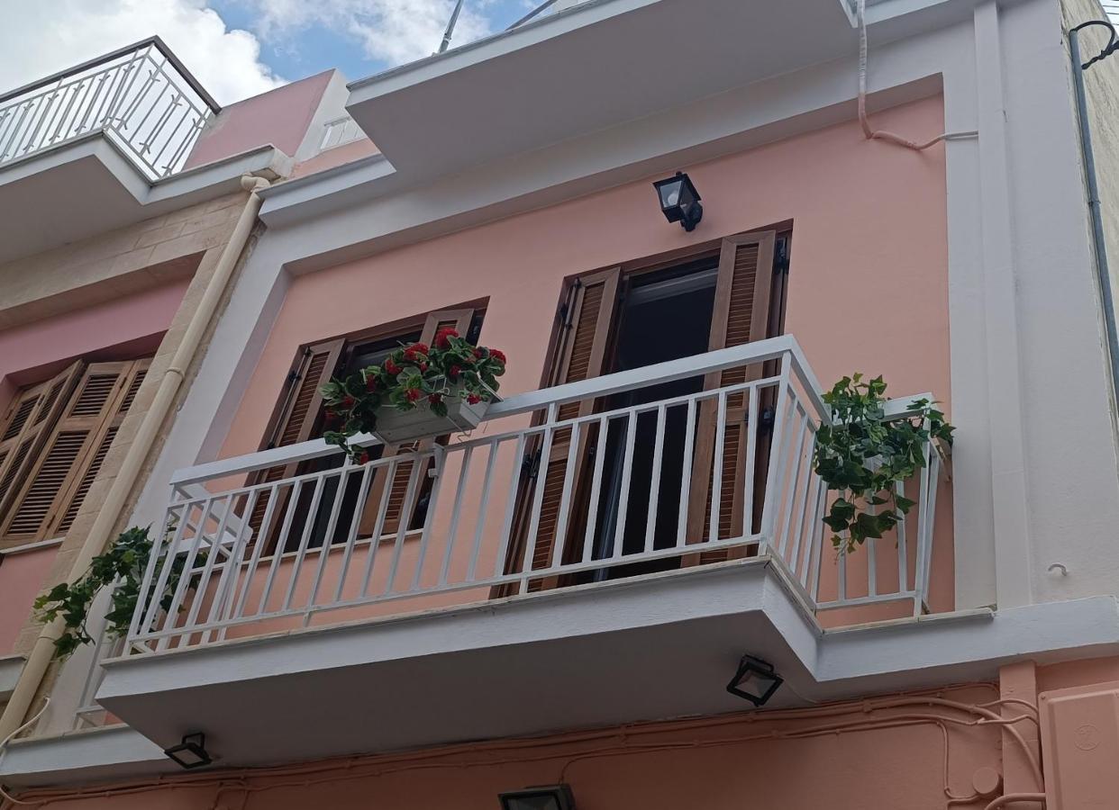 Lefterakis Place Aegina Exteriör bild